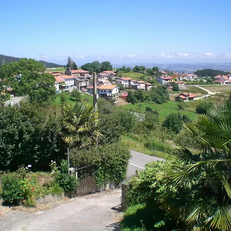 Ashram De La Peral
