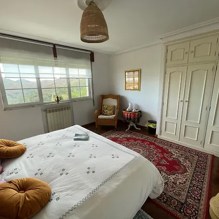 Ashram De La Peral * Illas