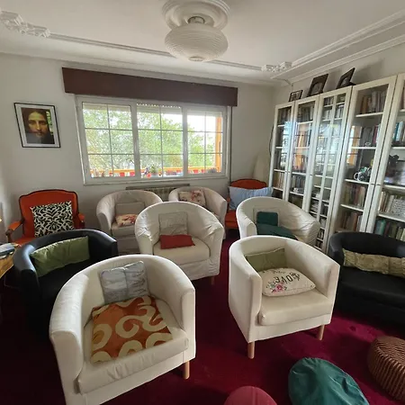 Ashram De La Peral Illas