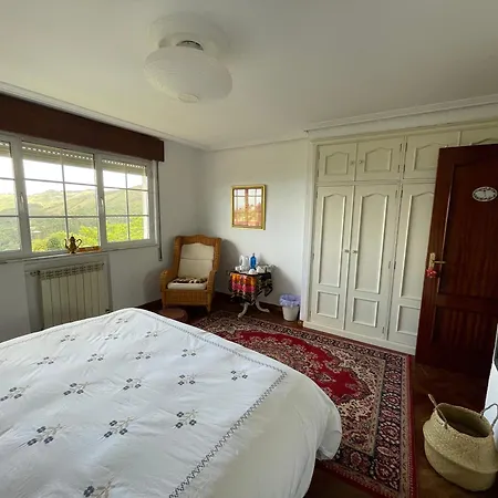 Ashram De La Peral * Illas