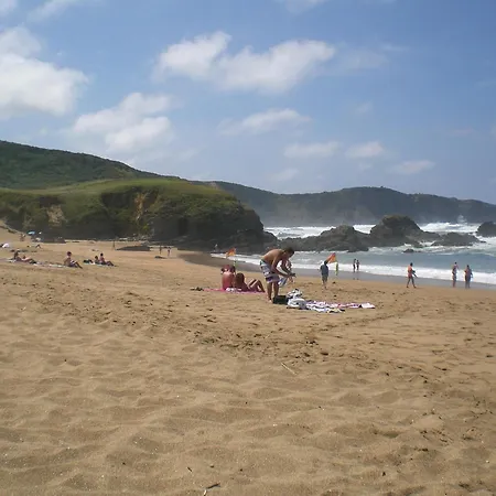 Ashram De La Peral Illas